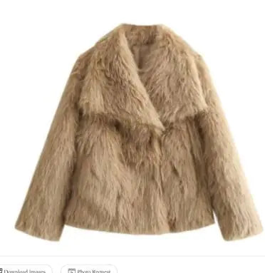 Elevate Your Winter Style with Effortless Warmth!